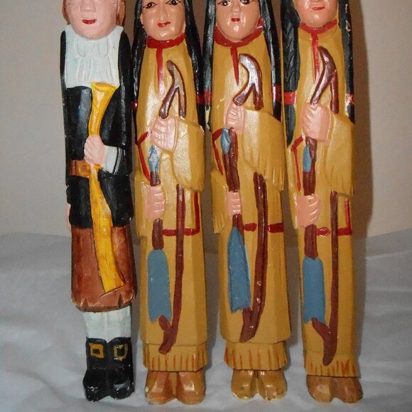 Vintage Wooden Folk Art Set-Pilgrim & 3 Indian Wood Sculptures Carvings 10"Tall - Picture 2 of 4